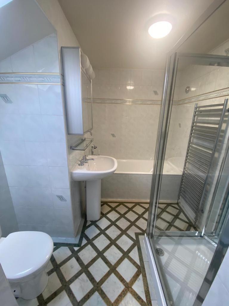 Lodge The Heathrow London Uk *