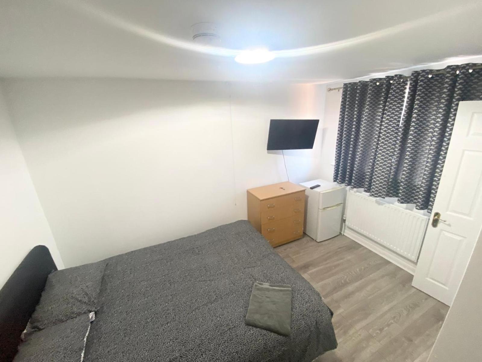 Lodge The Heathrow London Uk Harmondsworth